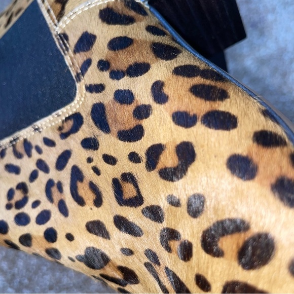 French Connection ankle booties calf hair leopard tan and black heeled SZ 7.5 - Picture 7 of 7